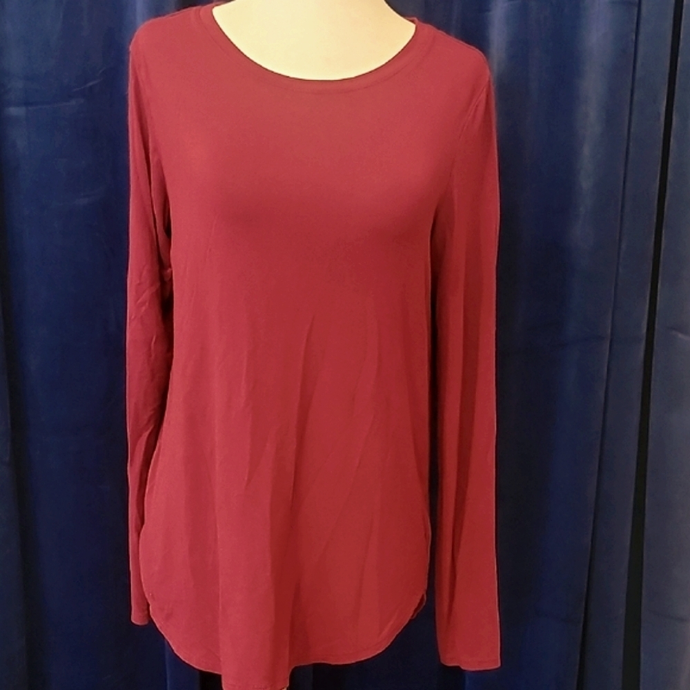 Tahari Maroon Long Sleeve Relaxed Tunic